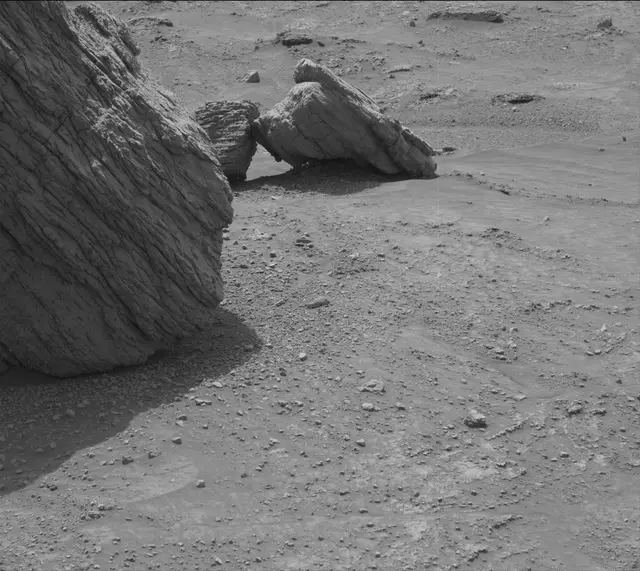 Sol 3533: Mast Camera (Mastcam)