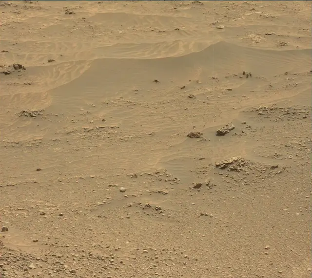 Sol 3533: Mast Camera (Mastcam)