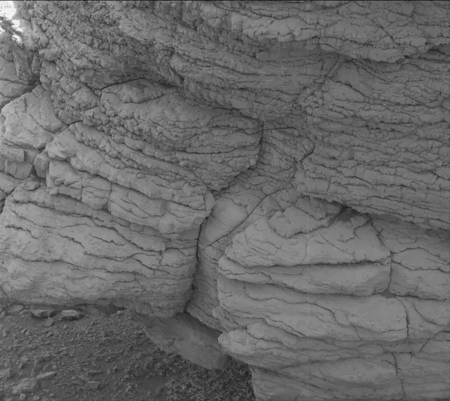 Sol 3533: Mast Camera (Mastcam)