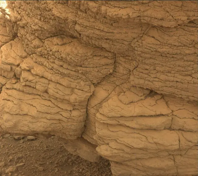 Sol 3533: Mast Camera (Mastcam)