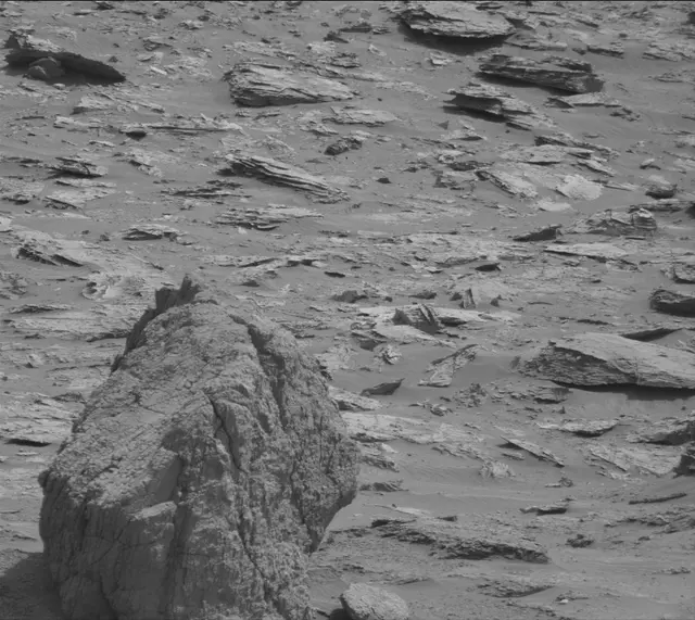 Sol 3533: Mast Camera (Mastcam)