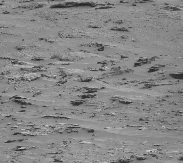 Sol 3533: Mast Camera (Mastcam)