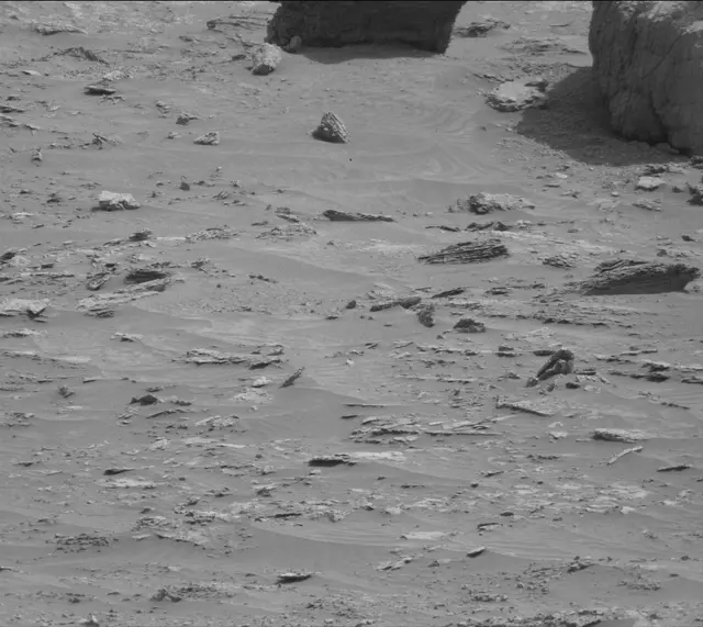 Sol 3533: Mast Camera (Mastcam)