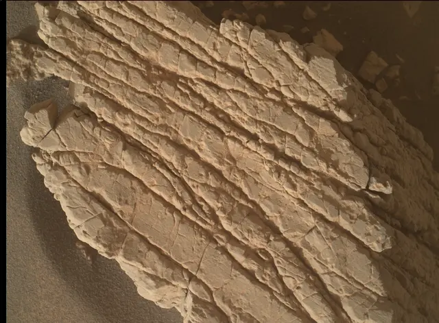 Sol 3534: Mars Hand Lens Imager (MAHLI)