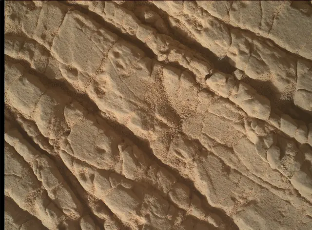 Sol 3534: Mars Hand Lens Imager (MAHLI)
