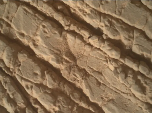Sol 3534: Mars Hand Lens Imager (MAHLI)