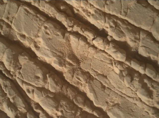 Sol 3534: Mars Hand Lens Imager (MAHLI)