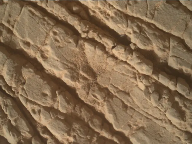 Sol 3534: Mars Hand Lens Imager (MAHLI)