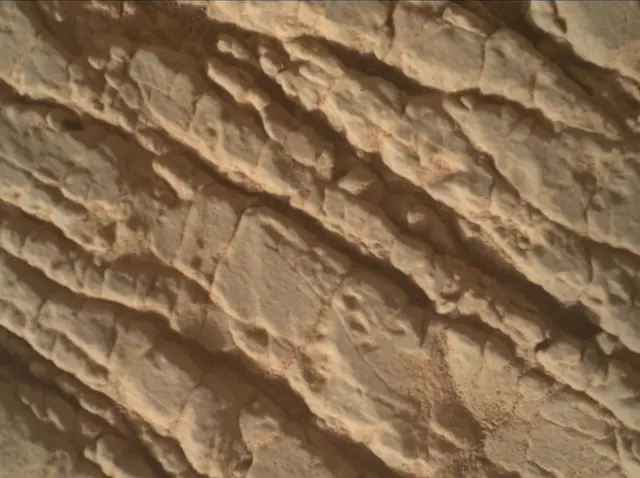 Sol 3534: Mars Hand Lens Imager (MAHLI)