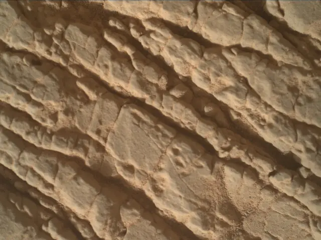 Sol 3534: Mars Hand Lens Imager (MAHLI)