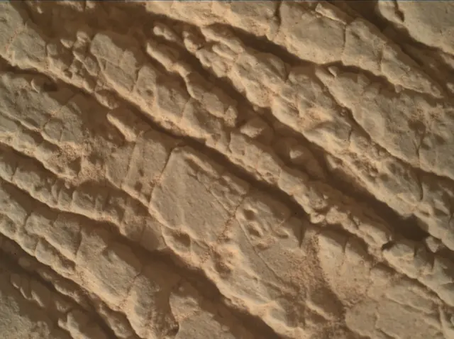 Sol 3534: Mars Hand Lens Imager (MAHLI)