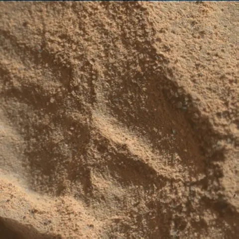 Sol 3534: Mars Hand Lens Imager (MAHLI)