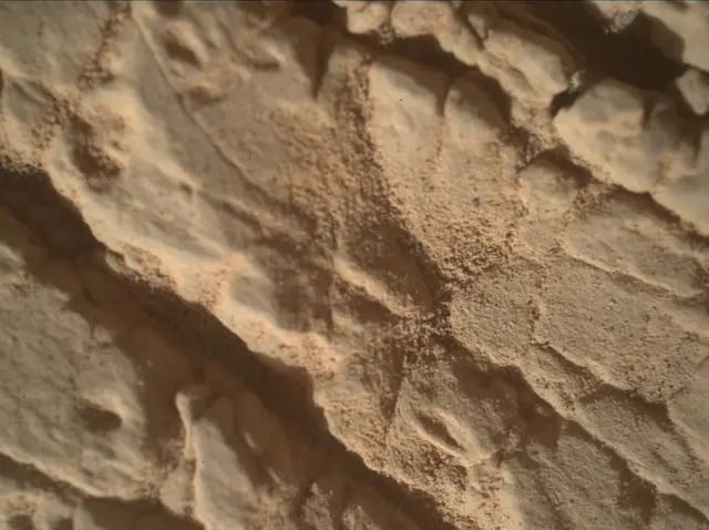 Sol 3534: Mars Hand Lens Imager (MAHLI)