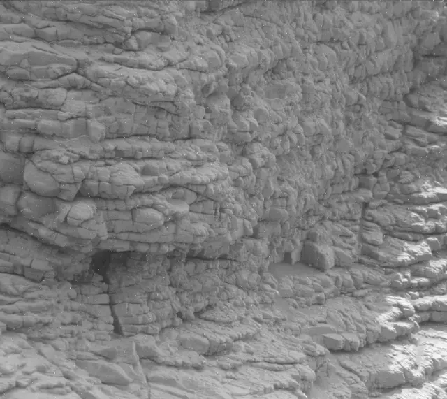 Sol 3535: Mast Camera (Mastcam)