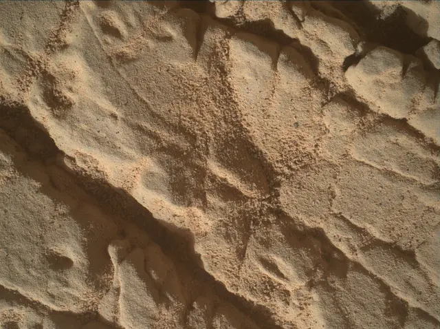 Sol 3536: Mars Hand Lens Imager (MAHLI)