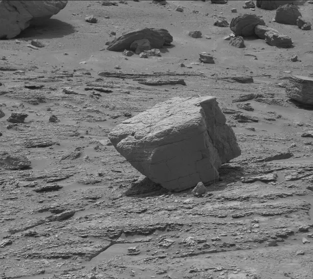 Sol 3537: Mast Camera (Mastcam)