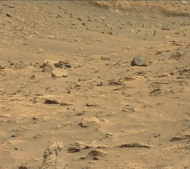 Sol 3537: Mast Camera (Mastcam)