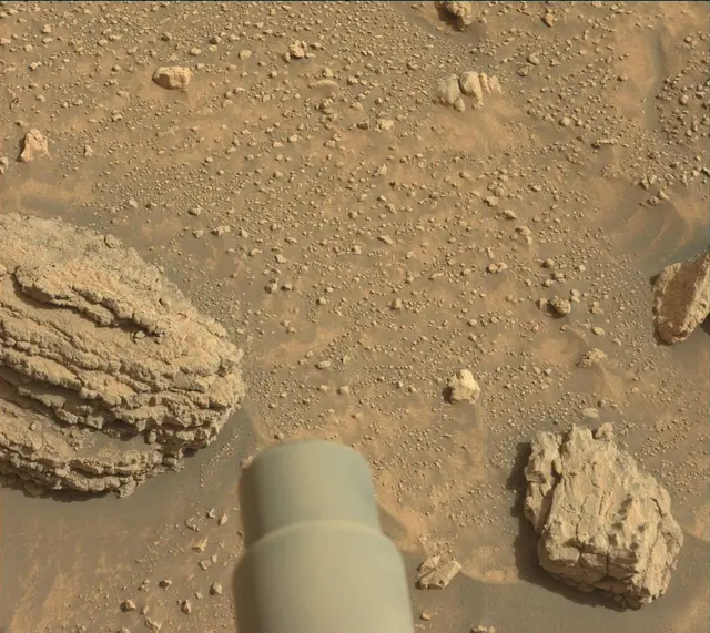 Sol 3537: Mast Camera (Mastcam)