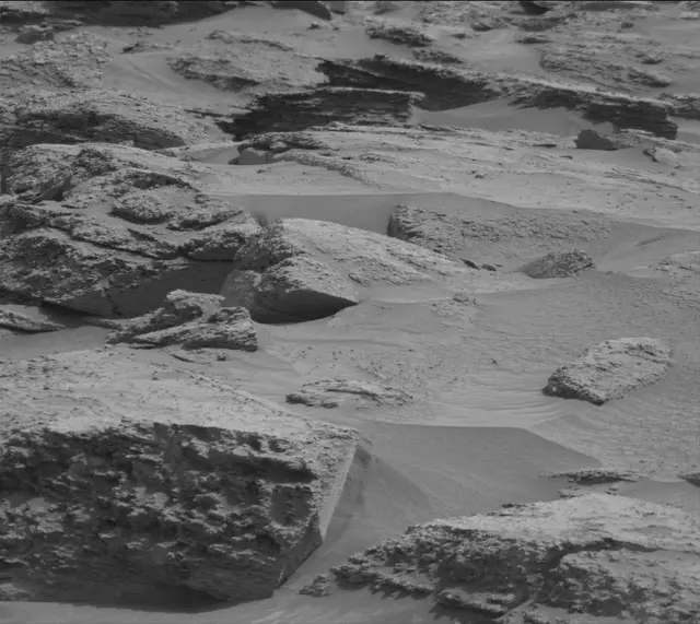 Sol 3537: Mast Camera (Mastcam)