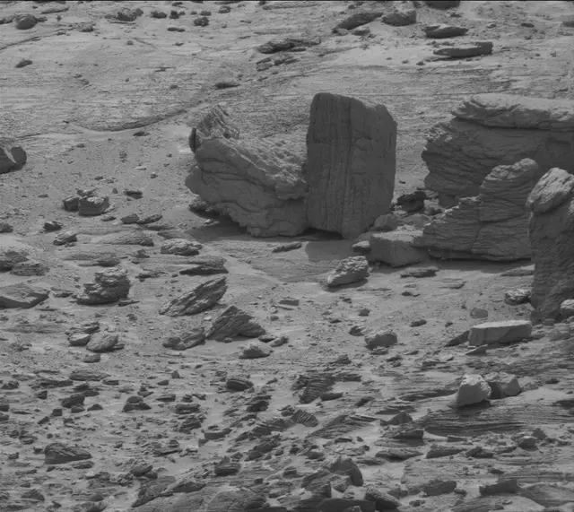 Sol 3537: Mast Camera (Mastcam)