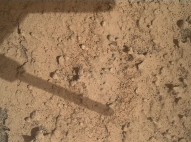 Sol 3537: Mars Hand Lens Imager (MAHLI)
