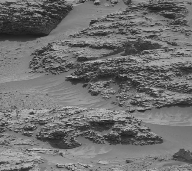 Sol 3539: Mast Camera (Mastcam)