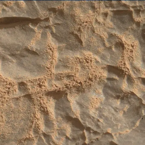 Sol 3539: Mars Hand Lens Imager (MAHLI)