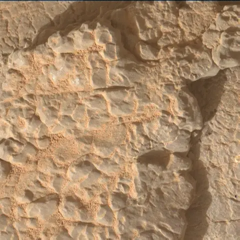Sol 3539: Mars Hand Lens Imager (MAHLI)