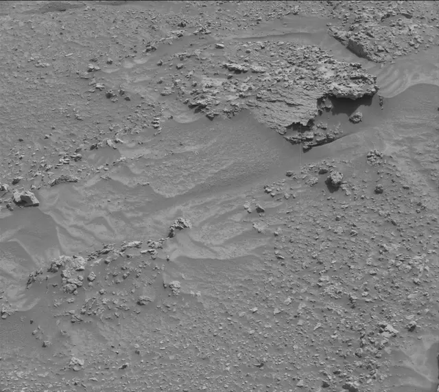 Sol 3540: Mast Camera (Mastcam)