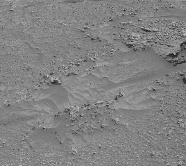 Sol 3540: Mast Camera (Mastcam)