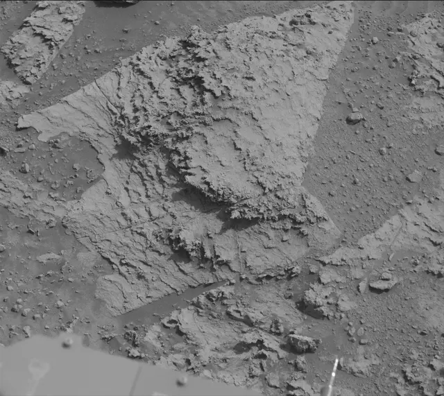 Sol 3540: Mast Camera (Mastcam)