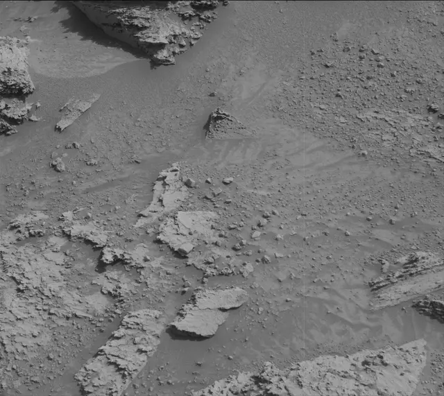 Sol 3540: Mast Camera (Mastcam)
