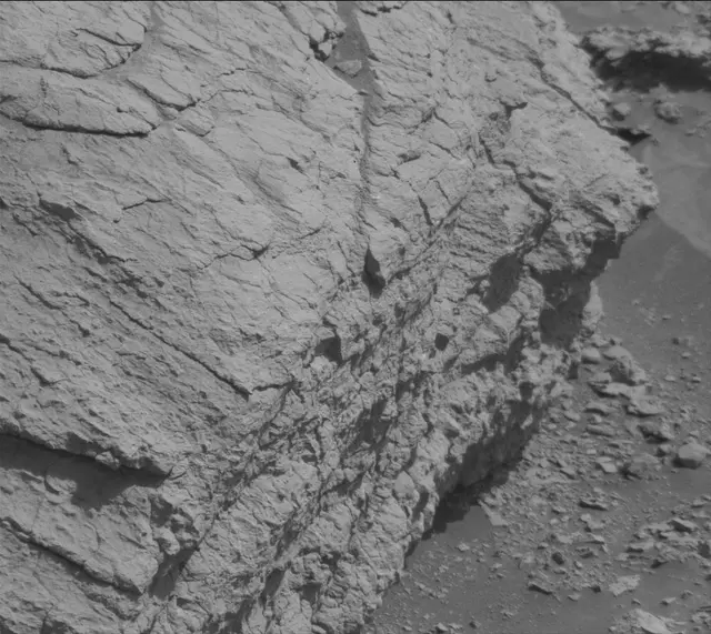 Sol 3540: Mast Camera (Mastcam)