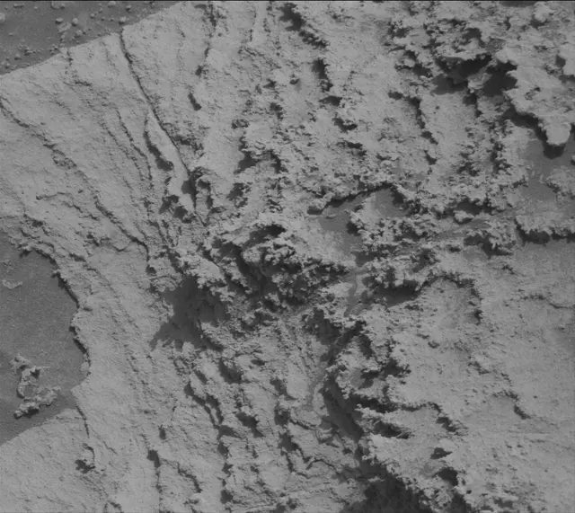 Sol 3541: Mast Camera (Mastcam)