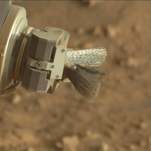 Sol 3541: Mast Camera (Mastcam)