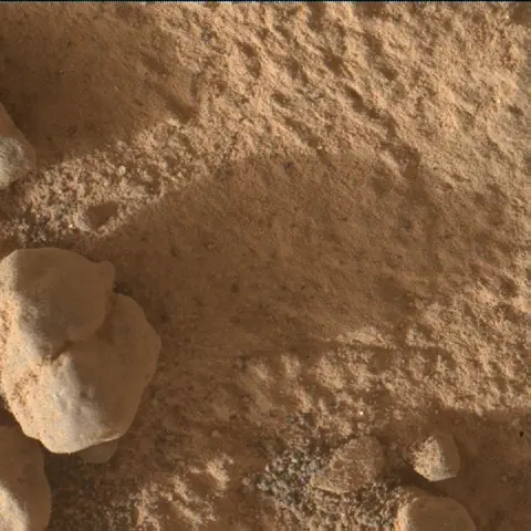 Sol 3541: Mars Hand Lens Imager (MAHLI)