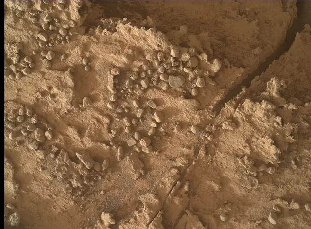 Sol 3541: Mars Hand Lens Imager (MAHLI)