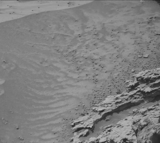 Sol 3542: Mast Camera (Mastcam)