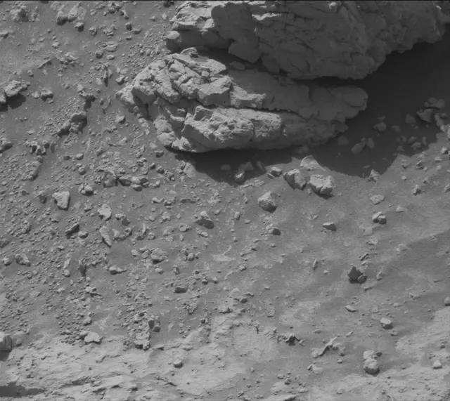 Sol 3542: Mast Camera (Mastcam)