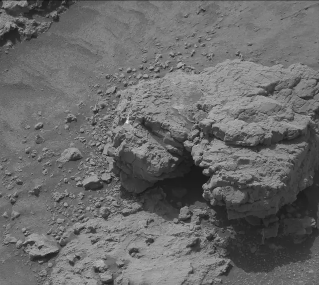 Sol 3542: Mast Camera (Mastcam)