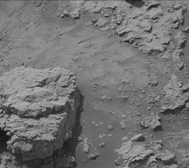 Sol 3542: Mast Camera (Mastcam)
