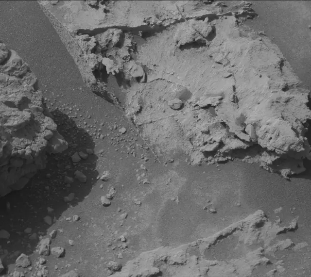 Sol 3542: Mast Camera (Mastcam)
