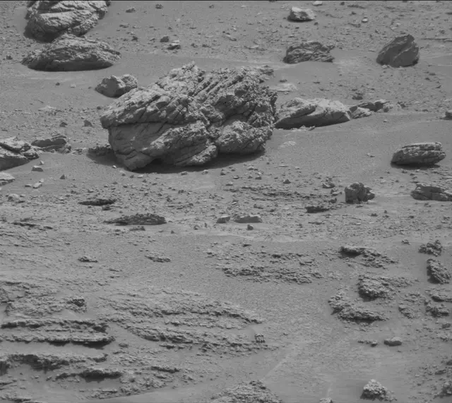 Sol 3542: Mast Camera (Mastcam)