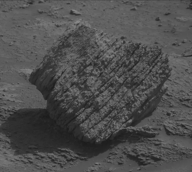 Sol 3542: Mast Camera (Mastcam)