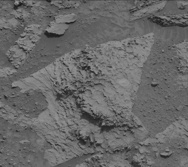 Sol 3543: Mast Camera (Mastcam)