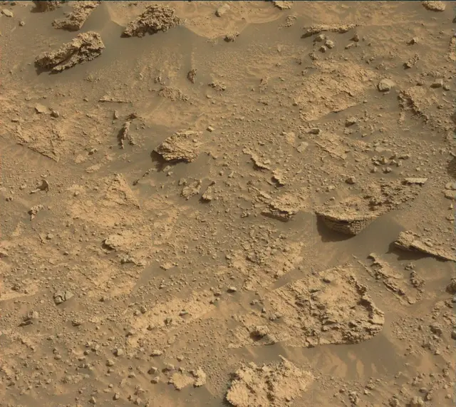 Sol 3543: Mast Camera (Mastcam)