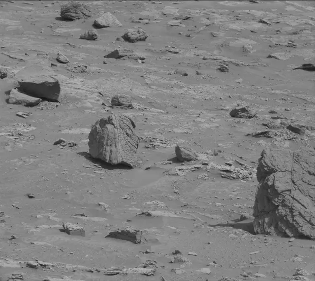 Sol 3544: Mast Camera (Mastcam)