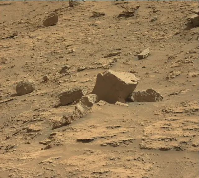 Sol 3544: Mast Camera (Mastcam)
