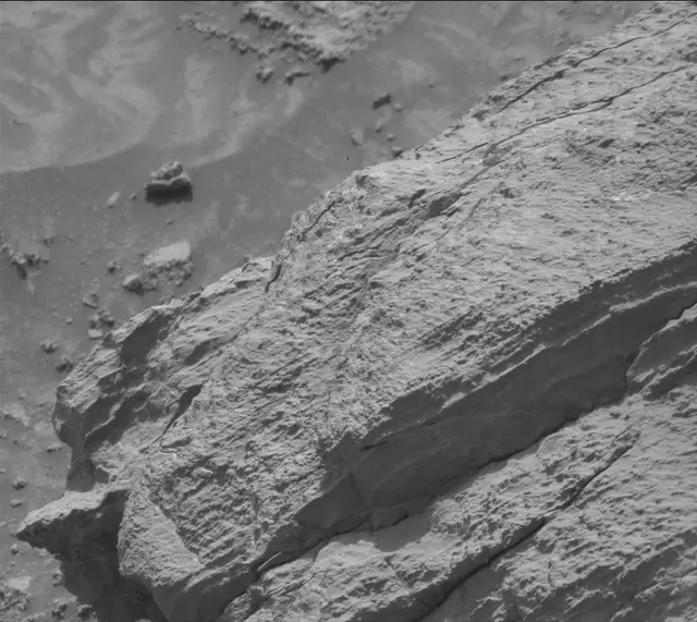 Sol 3544: Mast Camera (Mastcam)