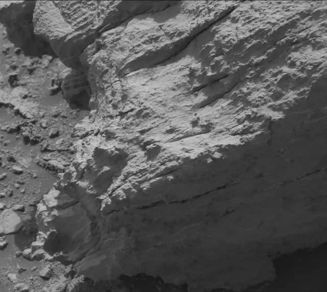 Sol 3544: Mast Camera (Mastcam)